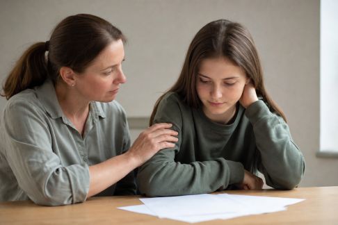 Orientation scolaire des ados : accompagner les choix sans pression