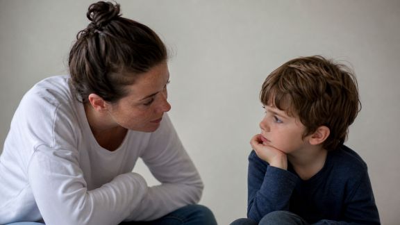 Faut-il tout expliquer à son enfant ? Trouver le bon équilibre